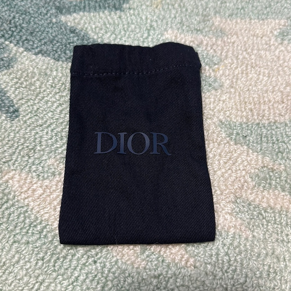 3.5x5.5” Dior Dust Bag - Picture 1 of 2